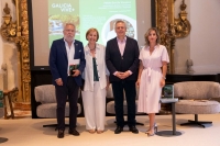 Pilar Rodr&iacute;guez Ledo presenta Galicia Vive+, una obra que reivindica la longevidad saludable como un reto de presente